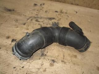 патрубок воздушного фильтра Volkswagen Caddy 3 поколение [рестайлинг] 2011, 1.6 л., TDi, CAY, дизель, МКПП, серебро, минивэн, передний привод, 3C0129654M