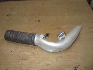 воздухозаборник Volkswagen Golf 6 поколение 2012, 1.6 л., TDi, CAY, дизель, МКПП, красный, хетчбэк 5 дв., передний привод, 1K0129565AC