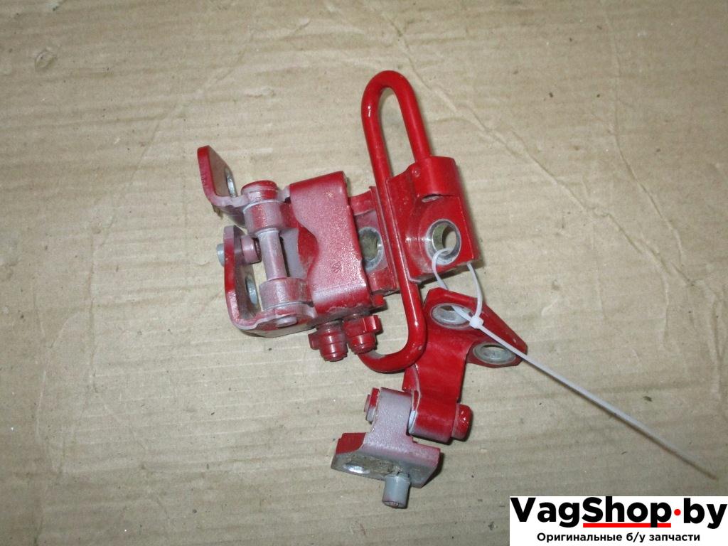 петля двери Volkswagen Golf 6 поколение 2012, 1.6 л., TDi, CAY, дизель, МКПП, красный, хетчбэк 5 дв., передний привод - фото №1