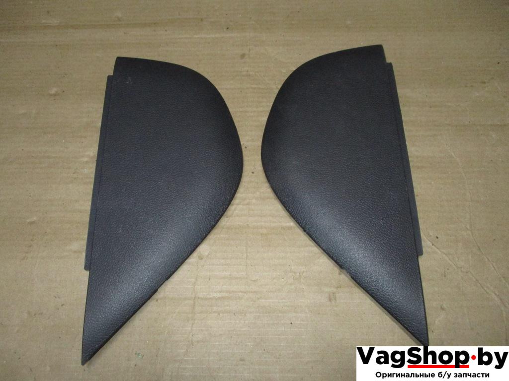 накладка на торпедо (консоль) Volkswagen Golf 6 поколение 2012, 1.6 л., TDi, CAY, дизель, МКПП, красный, хетчбэк 5 дв., передний привод, 5K0858247D, 5K0858248D - фото №1