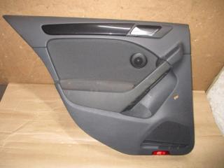 обшивка двери задняя левая Volkswagen Golf 6 поколение 2012, 1.6 л., TDi, CAY, дизель, МКПП, красный, хетчбэк 5 дв., передний привод