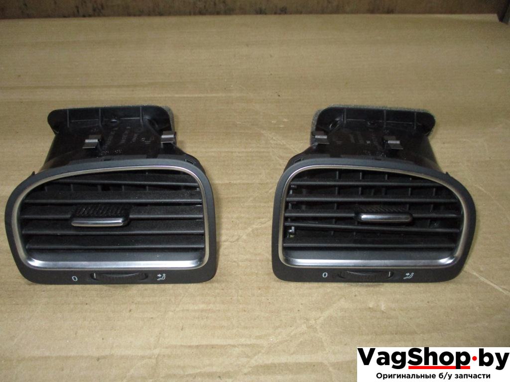 дефлектор обдува салона Volkswagen Golf 6 поколение 2012, 1.6 л., TDi, CAY, дизель, МКПП, красный, хетчбэк 5 дв., передний привод, 5K0819703K, 5K0819709D, 5K0819704K, 5K0819710D - фото №1