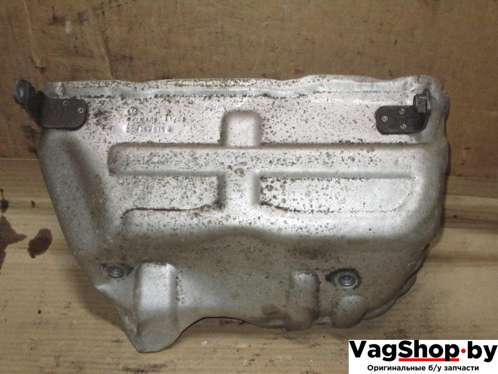 защита (экран) выпускного коллектора Audi Q7 4L 2008, 3.6 л., FSI, BHK, бензин, АКПП, черный, внедорожник 5 дв., полный привод, 03H253035G - фото №1