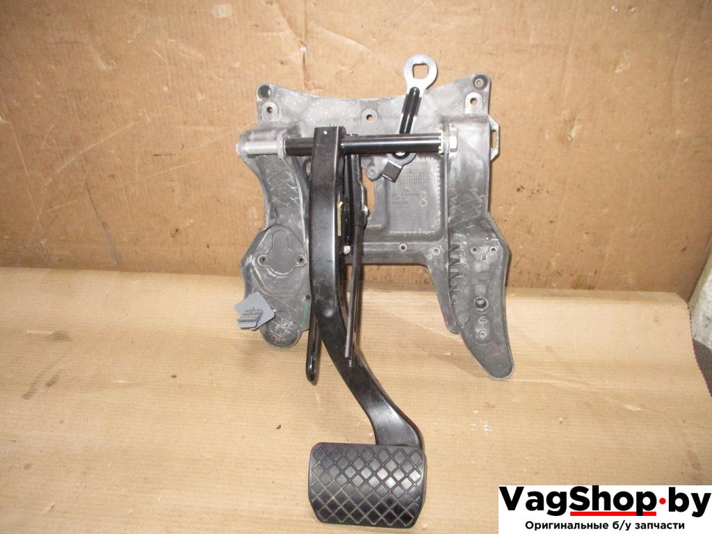 педаль тормоза Audi Q7 4L 2008, 3.6 л., FSI, BHK, бензин, АКПП, черный, внедорожник 5 дв., полный привод, 7L0723142B, 7L0723117 - фото №1