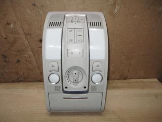 фонарь салона (плафон) Audi Q7 4L 2008, 3.6 л., FSI, BHK, бензин, АКПП, черный, внедорожник 5 дв., полный привод, 4L0947135M