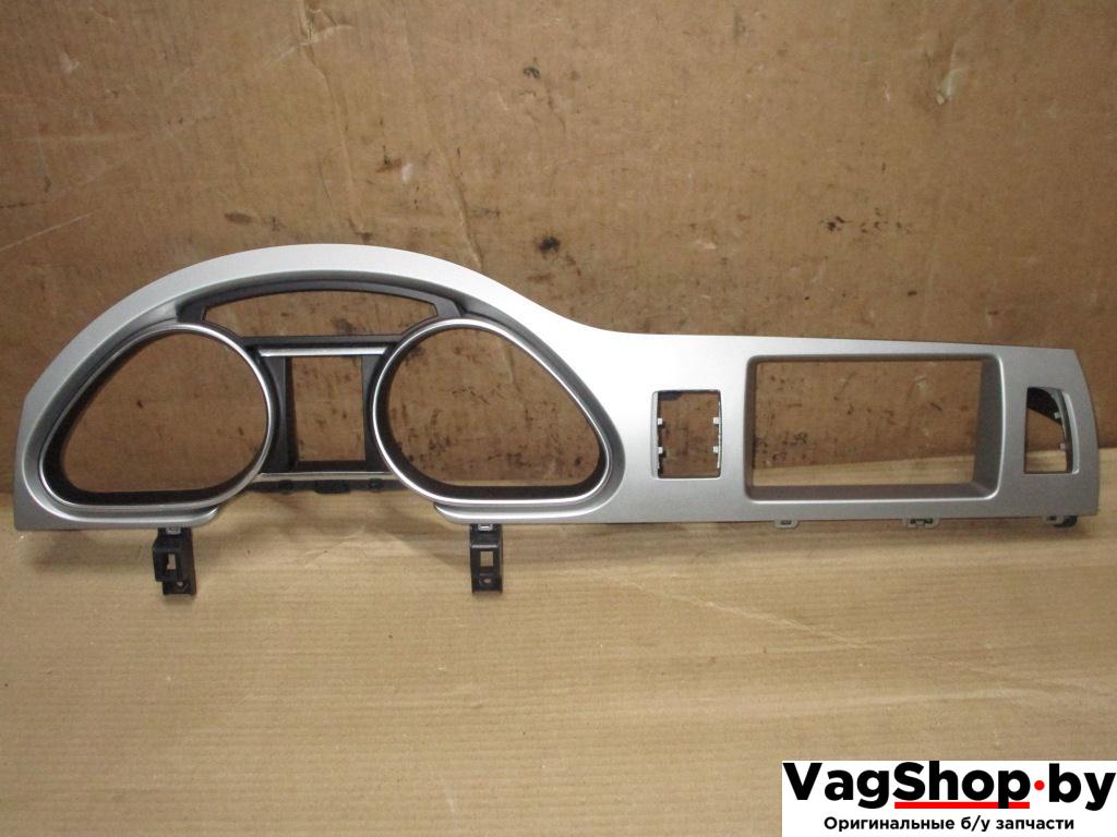 накладка на торпедо (консоль) Audi Q7 4L 2008, 3.6 л., FSI, BHK, бензин, АКПП, черный, внедорожник 5 дв., полный привод, 4L1857115 - фото №1