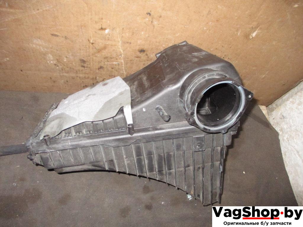 корпус воздушного фильтра Audi Q7 4L 2008, 3.6 л., FSI, BHK, бензин, АКПП, черный, внедорожник 5 дв., полный привод, 7L6129601AC - фото №1