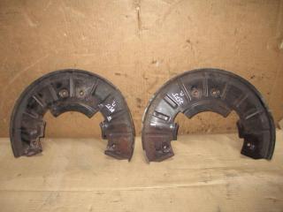 защитный кожух тормозного механизма Volkswagen Touareg 1 поколение [рестайлинг] 2008, 3.6 л., FSI, BHK, бензин, АКПП, серый, внедорожник 5 дв., полный привод, 7L0615311B