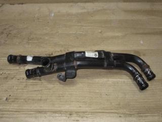 трубка охлаждающей жидкости Volkswagen Touareg 2 поколение 2013, 3.6 л., FSI, CGR, бензин, АКПП, серый, внедорожник 5 дв., полный привод, 7P0121070AC