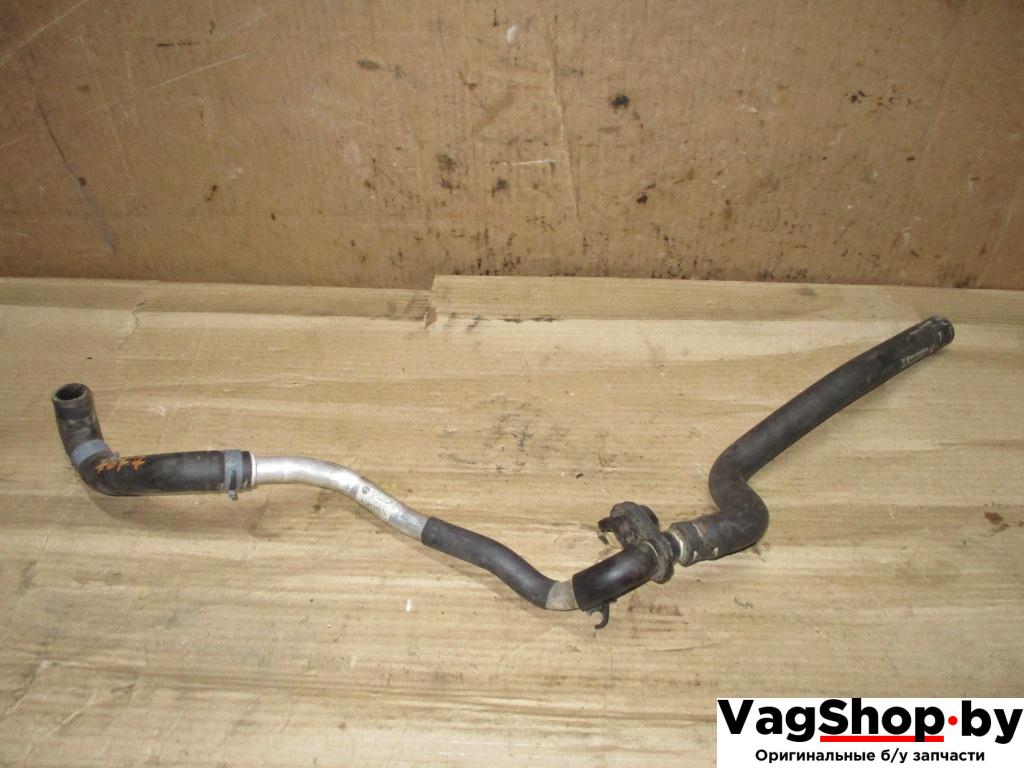 трубка охлаждающей жидкости Volkswagen Touareg 2 поколение 2013, 3.6 л., FSI, CGR, бензин, АКПП, серый, внедорожник 5 дв., полный привод, 7P0819857F, 7P0819307B, 7P0819330A - фото №1