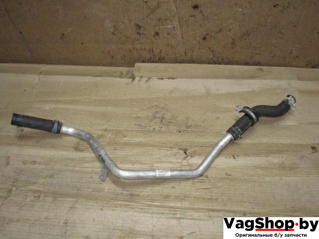 трубка охлаждающей жидкости Volkswagen Touareg 2 поколение 2013, 3.6 л., FSI, CGR, бензин, АКПП, серый, внедорожник 5 дв., полный привод, 7P0815249, 7P0819308, 7P0815984 - фото №1