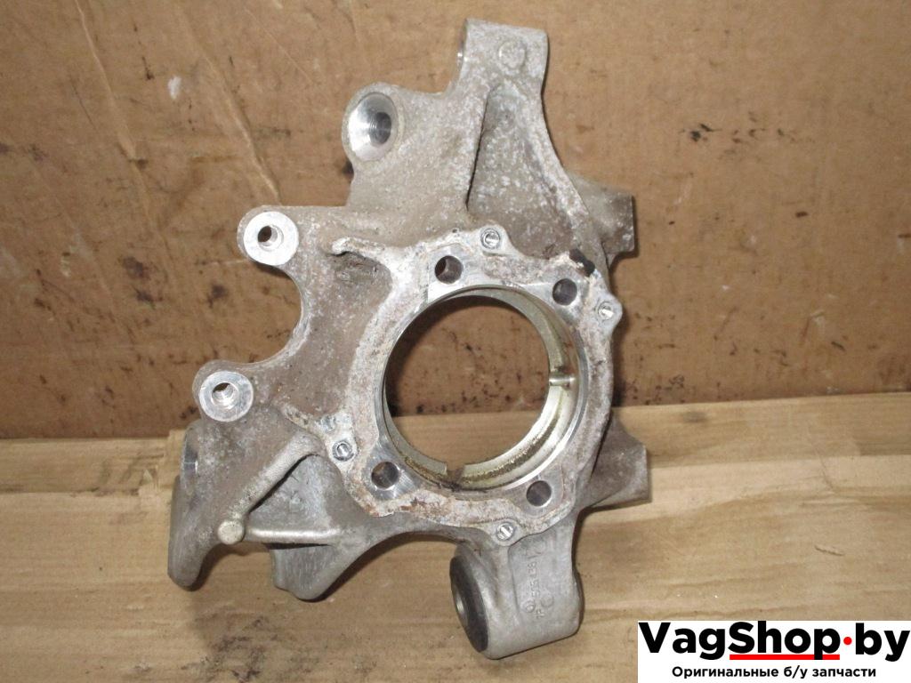 кулак задний правый Volkswagen Touareg 2 поколение 2013, 3.6 л., FSI, CGR, бензин, АКПП, серый, внедорожник 5 дв., полный привод, 7P0505436B - фото №1