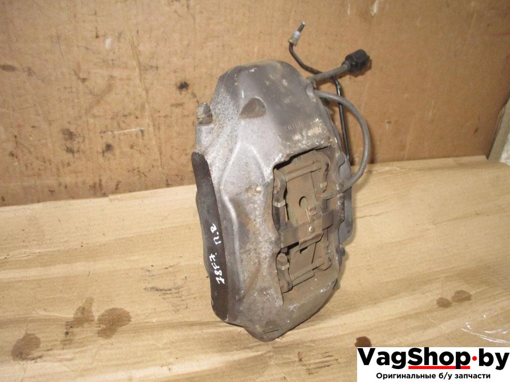 суппорт передний правый Volkswagen Touareg 2 поколение 2013, 3.6 л., FSI, CGR, бензин, АКПП, серый, внедорожник 5 дв., полный привод, 7P6615106AF - фото №1