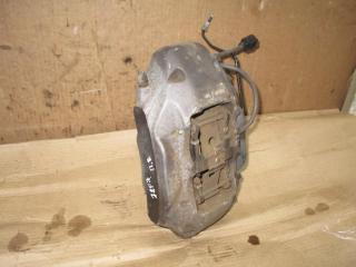 суппорт передний правый Volkswagen Touareg 2 поколение 2013, 3.6 л., FSI, CGR, бензин, АКПП, серый, внедорожник 5 дв., полный привод, 7P6615106AF