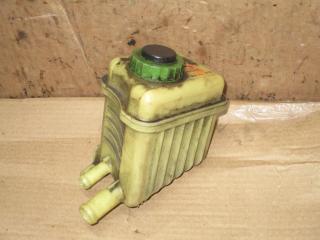 бачок гидроусилителя Volkswagen Touareg 2 поколение 2013, 3.6 л., FSI, CGR, бензин, АКПП, серый, внедорожник 5 дв., полный привод, 7L6422371E