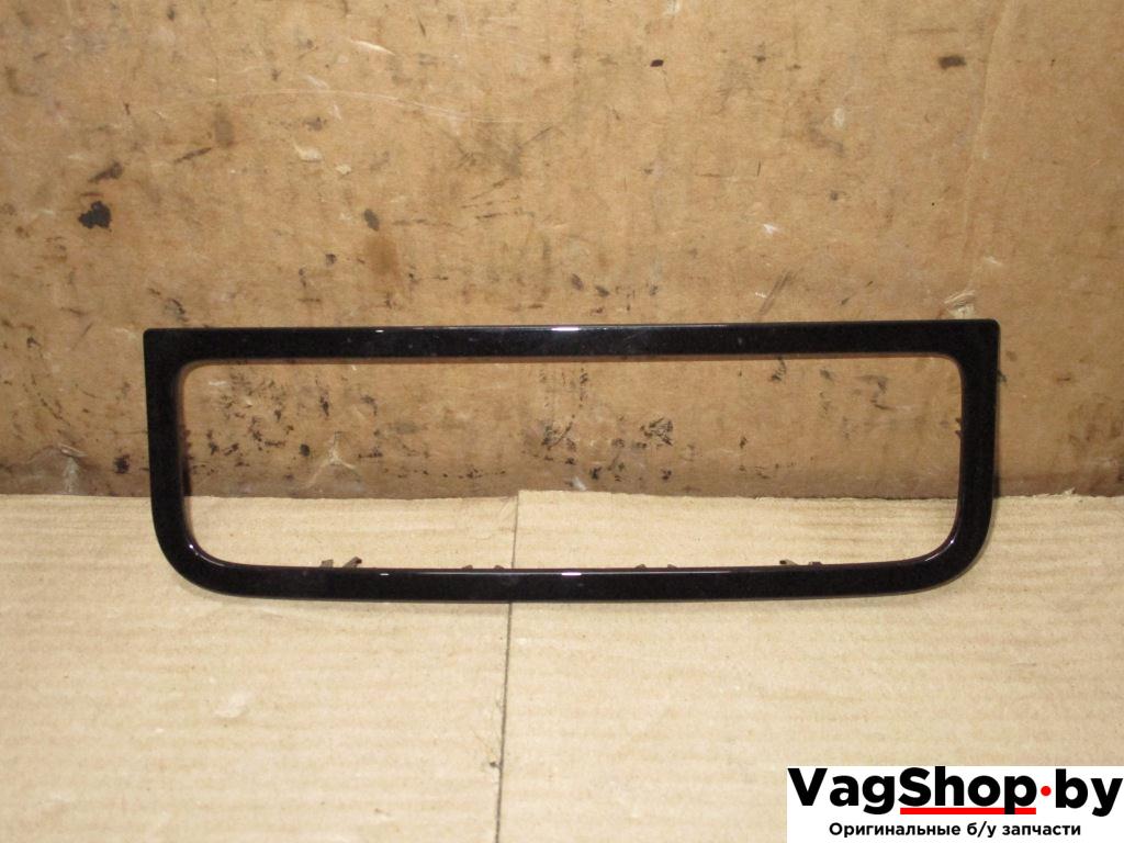 накладка декоративная Volkswagen Touareg 2 поколение 2013, 3.6 л., FSI, CGR, бензин, АКПП, серый, внедорожник 5 дв., полный привод, 7P1863100A - фото №1