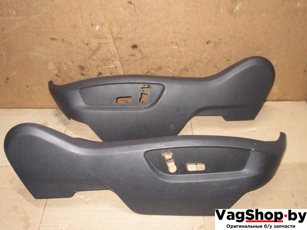 накладка декоративная Volkswagen Touareg 2 поколение 2013, 3.6 л., FSI, CGR, бензин, АКПП, серый, внедорожник 5 дв., полный привод, 7P6959313C, 7P6959314C - фото №1