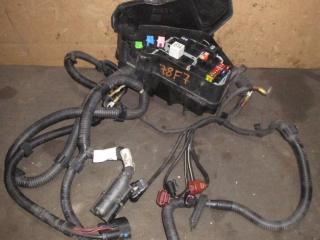 блок предохранителей Volkswagen Touareg 2 поколение 2013, 3.6 л., FSI, CGR, бензин, АКПП, серый, внедорожник 5 дв., полный привод