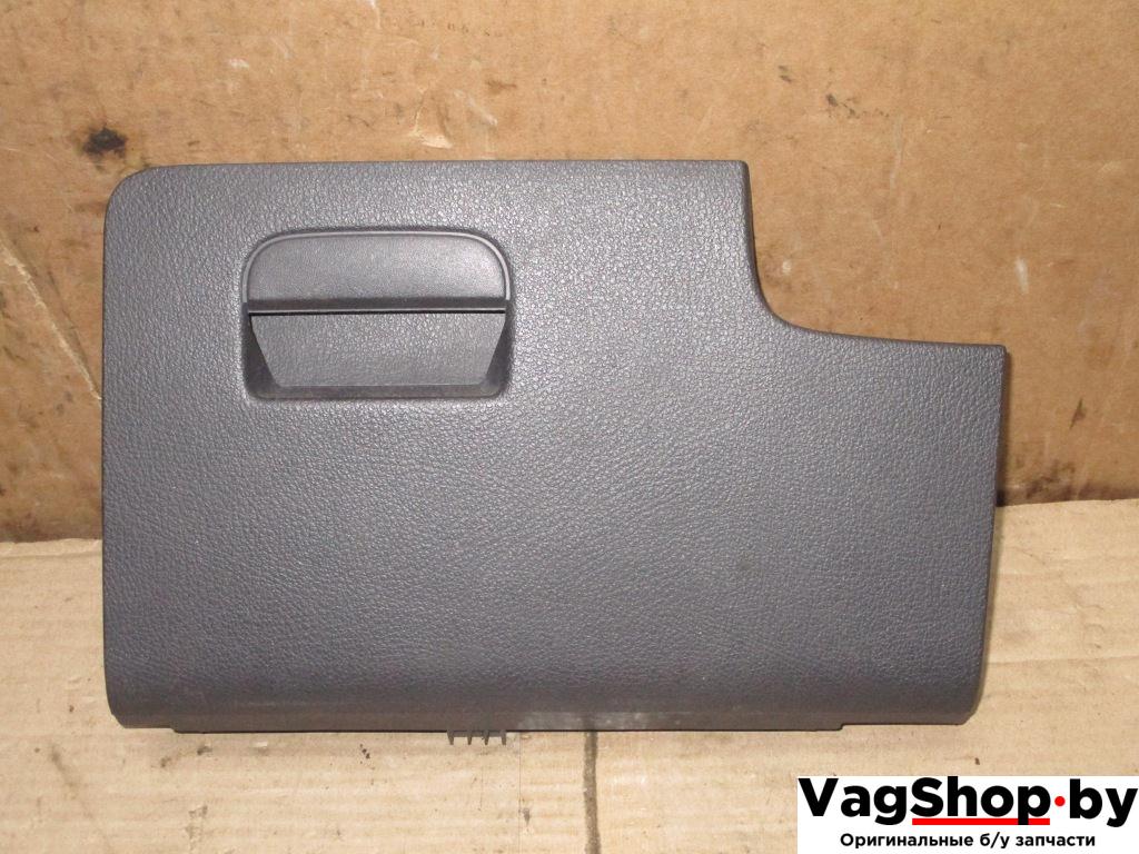 бардачок Volkswagen Golf Plus 1 поколение 2006, 2.0 л., TDi, BKD, дизель, МКПП, черный, хетчбэк 5 дв., передний привод, 5M1857921E - фото №1