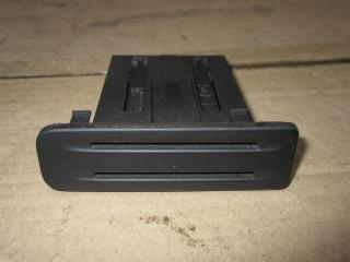 бардачок Volkswagen Golf Plus 1 поколение 2006, 2.0 л., TDi, BKD, дизель, МКПП, черный, хетчбэк 5 дв., передний привод, 5M0858373B