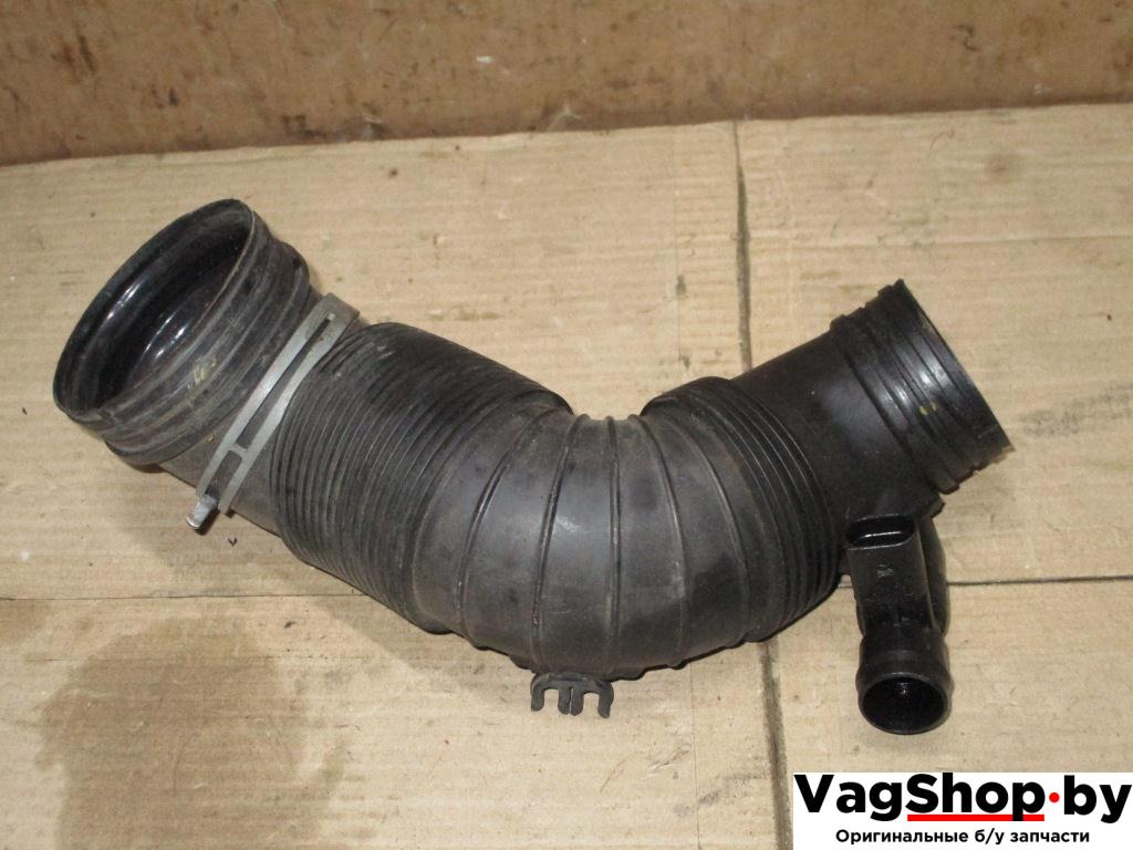 воздуховод Volkswagen Passat B6 2007, 2.0 л., TDi, BMP, дизель, МКПП, черный, универсал, полный привод, 3C0129654Q - фото №1