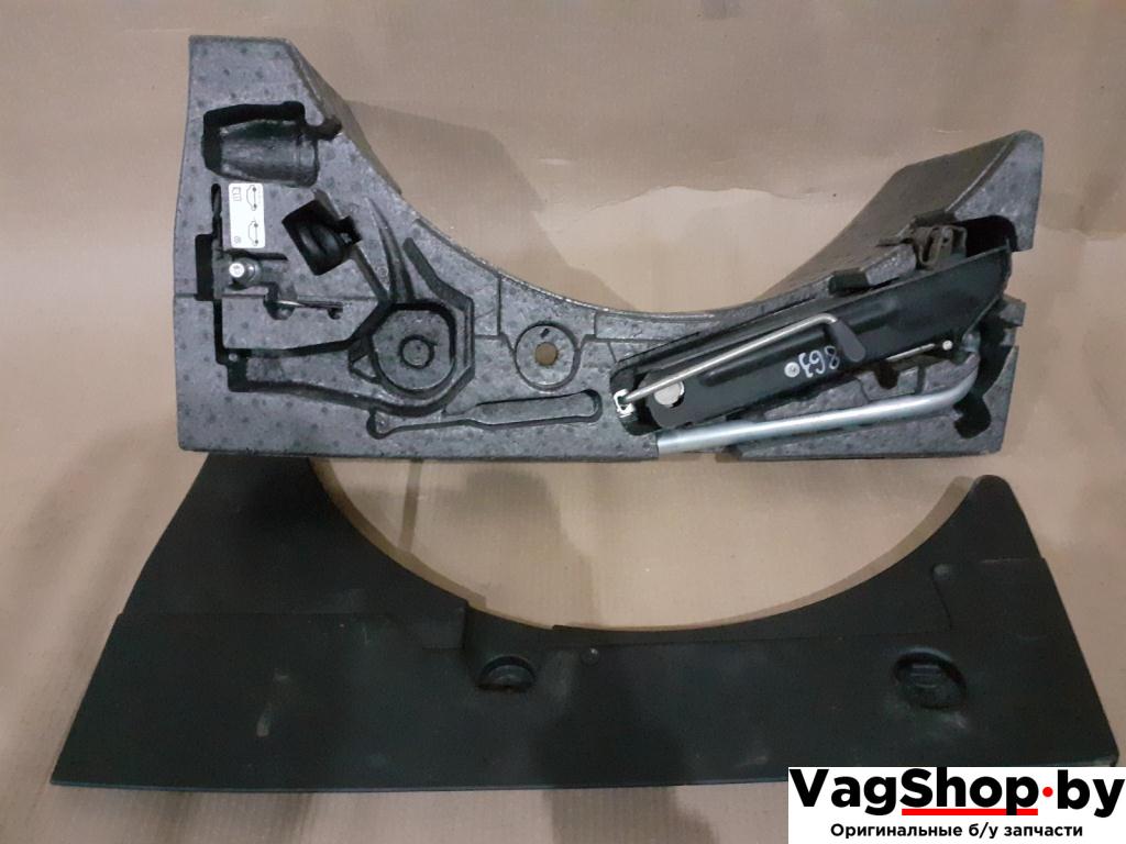 ящик под инструменты / набор инструментов Volkswagen Passat B6 2007, 2.0 л., TDi, BMP, дизель, МКПП, черный, универсал, полный привод, 3C0803881B, 1K0903383 - фото №1