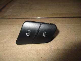 кнопка центрального замка Volkswagen Passat B6 2007, 2.0 л., TDi, BMP, дизель, МКПП, черный, универсал, полный привод, 3C0962125B
