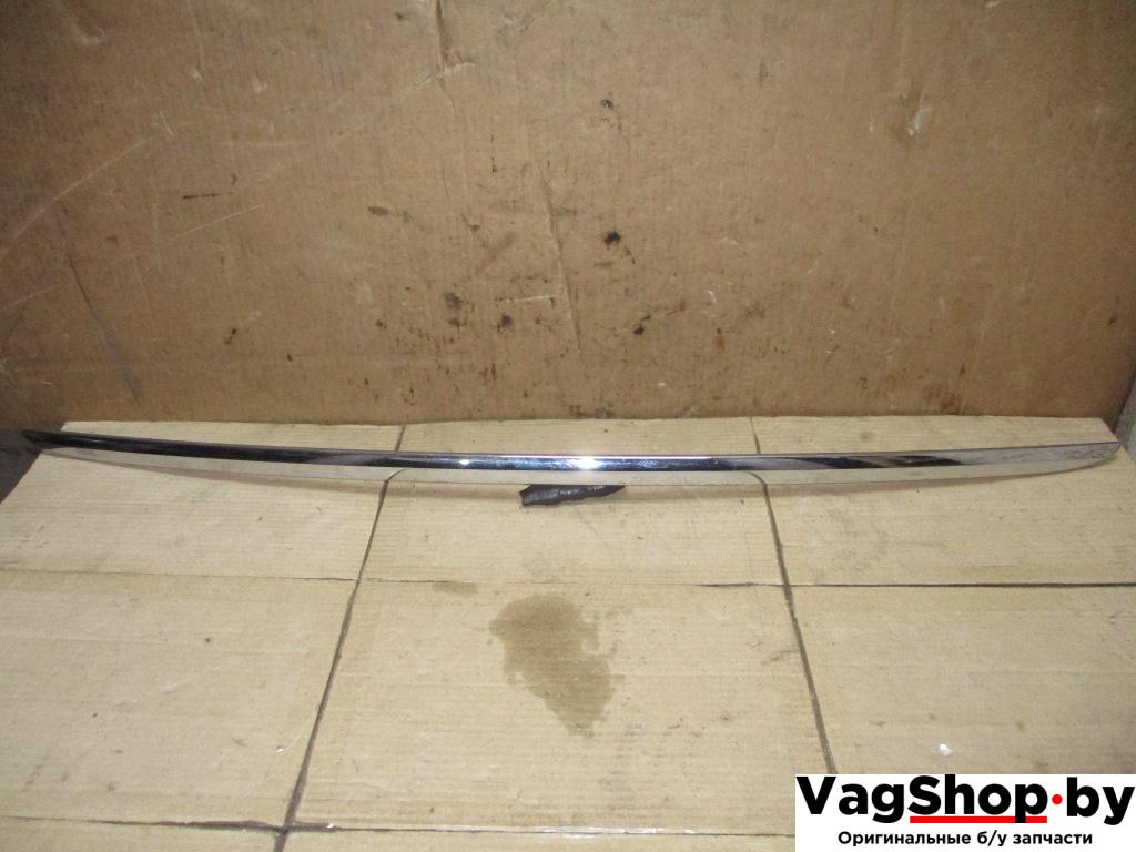 молдинг (накладка кузовная) Volkswagen Passat B6 2007, 2.0 л., TDi, BMP, дизель, МКПП, черный, универсал, полный привод - фото №1