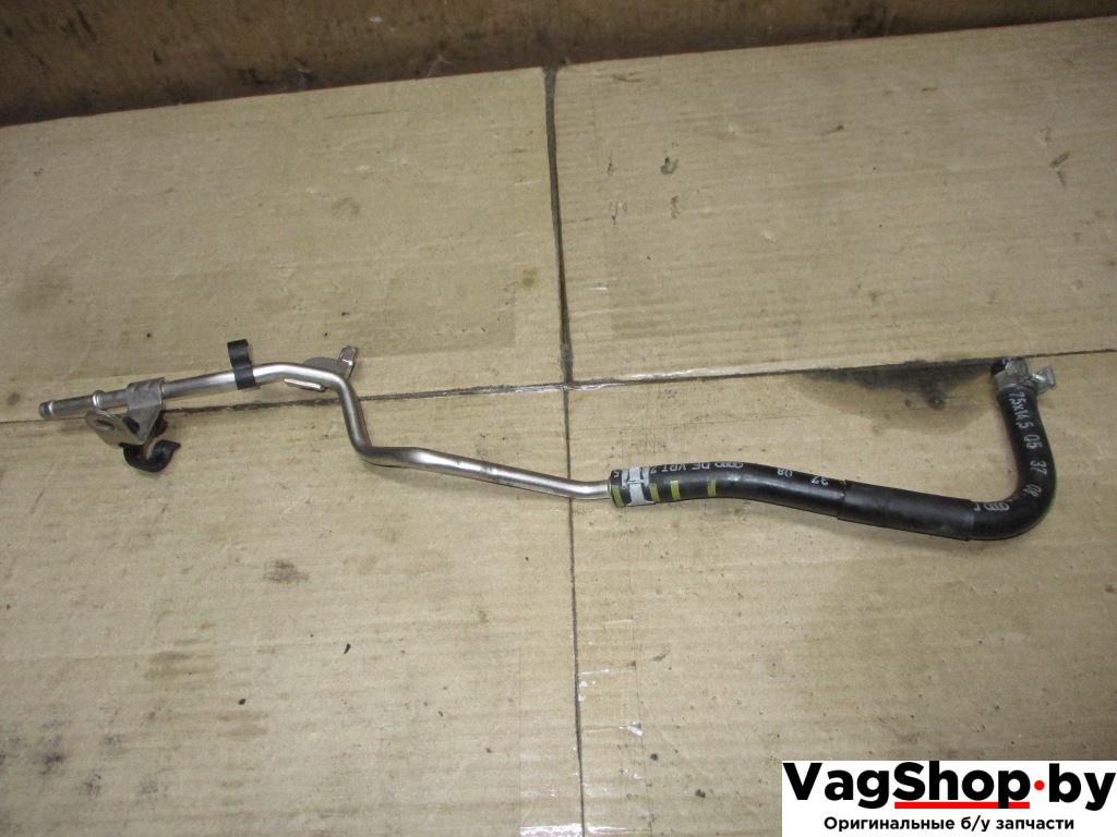 трубка вакуумного насоса Audi A4 B8/8K 2009, 1.8 л., TFSI, CDH, бензин, МКПП, черный, седан, передний привод, 06H133518AA - фото №1