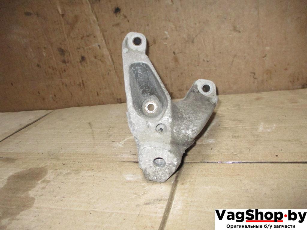 кронштейн двигателя Audi A4 B8/8K 2009, 1.8 л., TFSI, CDH, бензин, МКПП, черный, седан, передний привод, 8K0199307AL - фото №1