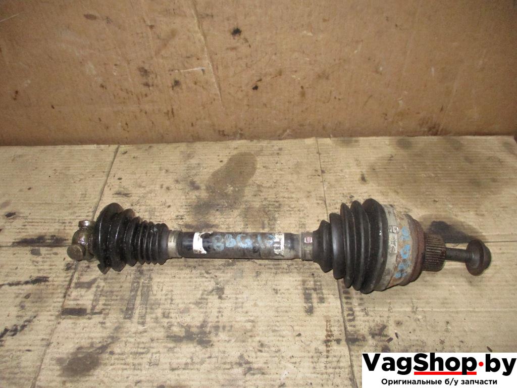 полуось передняя правая (приводной вал, ШРУС) Audi A4 B8/8K 2009, 1.8 л., TFSI, CDH, бензин, МКПП, черный, седан, передний привод, 8K0407271Q - фото №1