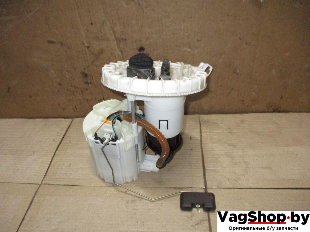 насос топливный Audi A4 B8/8K 2009, 1.8 л., TFSI, CDH, бензин, МКПП, черный, седан, передний привод, 8K0919051M - фото №1