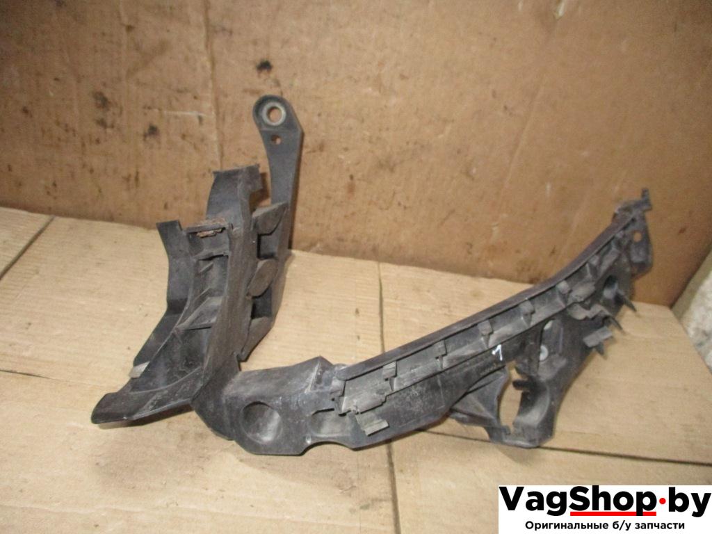 крепление фары левой Audi A4 B8/8K 2009, 1.8 л., TFSI, CDH, бензин, МКПП, черный, седан, передний привод, 8K0805607L - фото №1