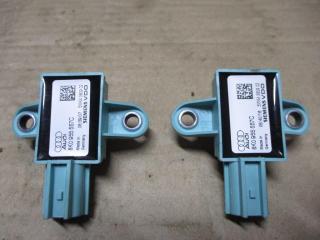 датчик удара Audi A4 B8/8K 2009, 1.8 л., TFSI, CDH, бензин, МКПП, черный, седан, передний привод, 8K0955557C