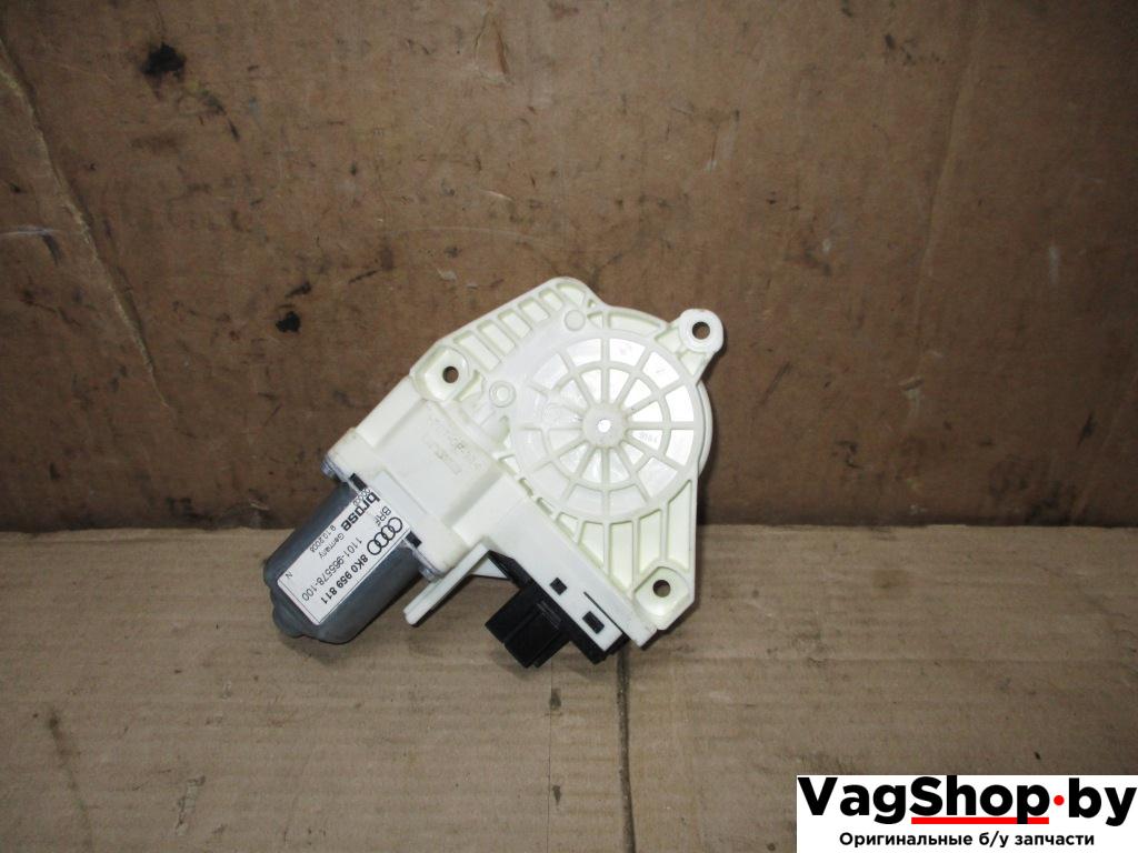 моторчик стеклоподъемника задний левый Audi A4 B8/8K 2009, 1.8 л., TFSI, CDH, бензин, МКПП, черный, седан, передний привод, 8K0959811 - фото №1