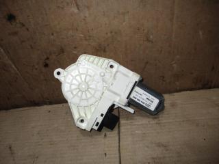 моторчик стеклоподъемника передний правый Audi A4 B8/8K 2009, 1.8 л., TFSI, CDH, бензин, МКПП, черный, седан, передний привод, 8K0959802