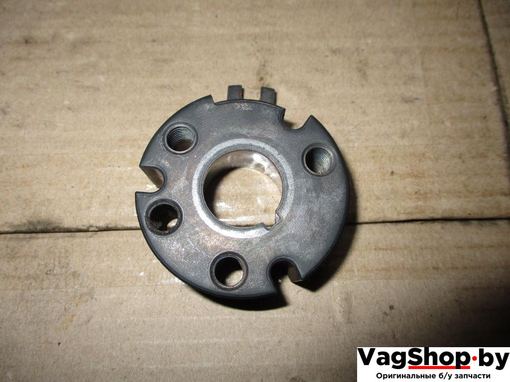 звездочка ТНВД Volkswagen Passat B6 2009, 2.0 л., TDi, CBA, дизель, АКПП, серебро, седан, передний привод, 03L130238 - фото №1