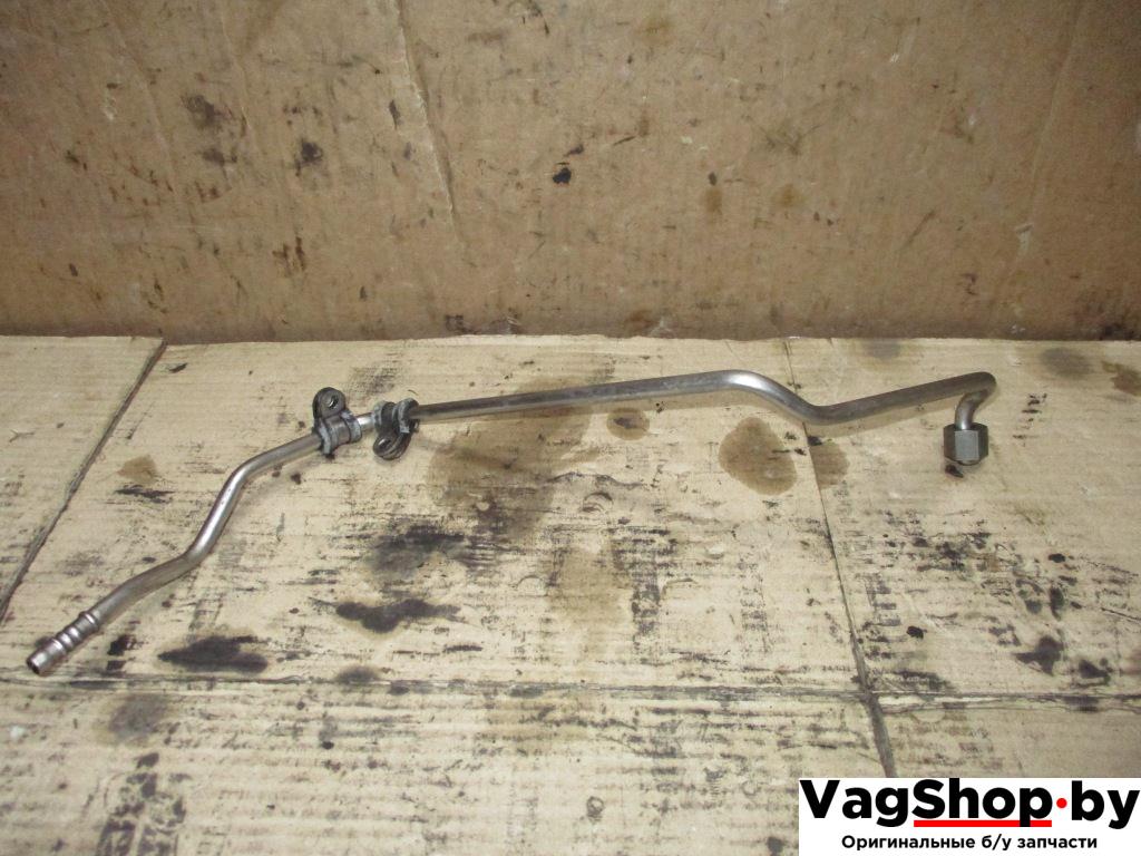 масляная трубка турбины Volkswagen Passat B6 2008, 2.0 л., TDi, BMP, дизель, МКПП, черный, универсал, полный привод, 03G145771R - фото №1