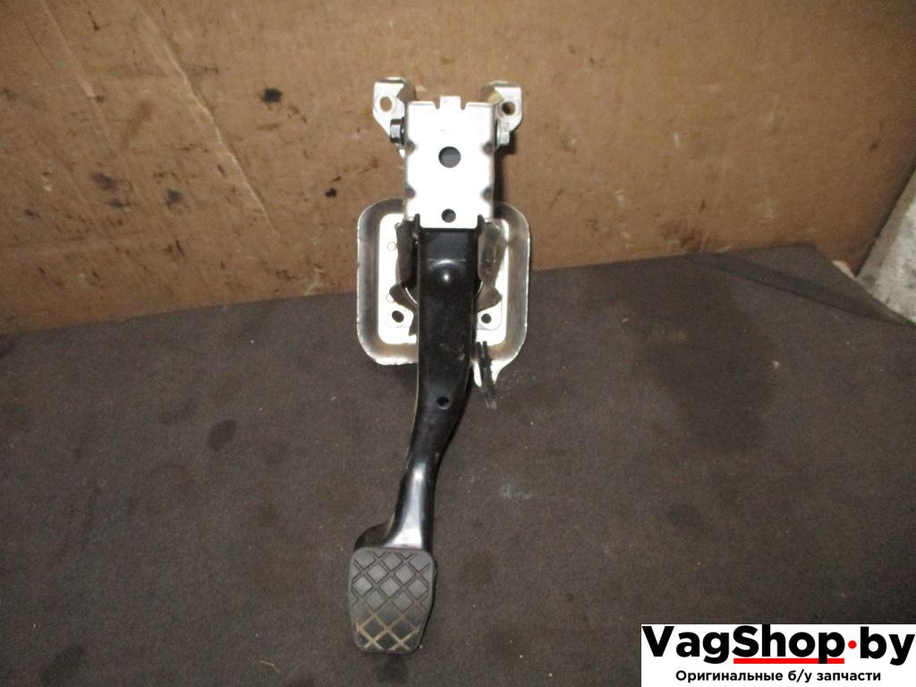 педаль тормоза Volkswagen Passat B6 2008, 2.0 л., TDi, BMP, дизель, МКПП, черный, универсал, полный привод, 1K1721057AL - фото №1
