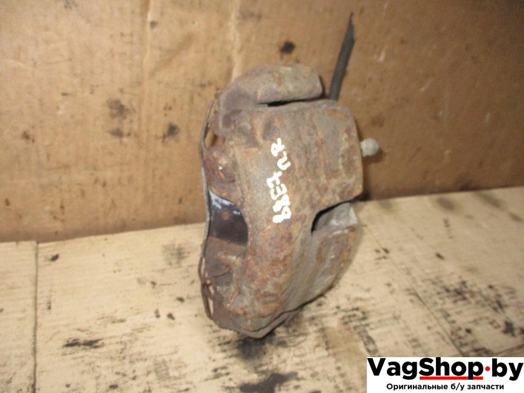 суппорт передний правый Volkswagen Passat B6 2008, 2.0 л., TDi, BMP, дизель, МКПП, черный, универсал, полный привод - фото №1