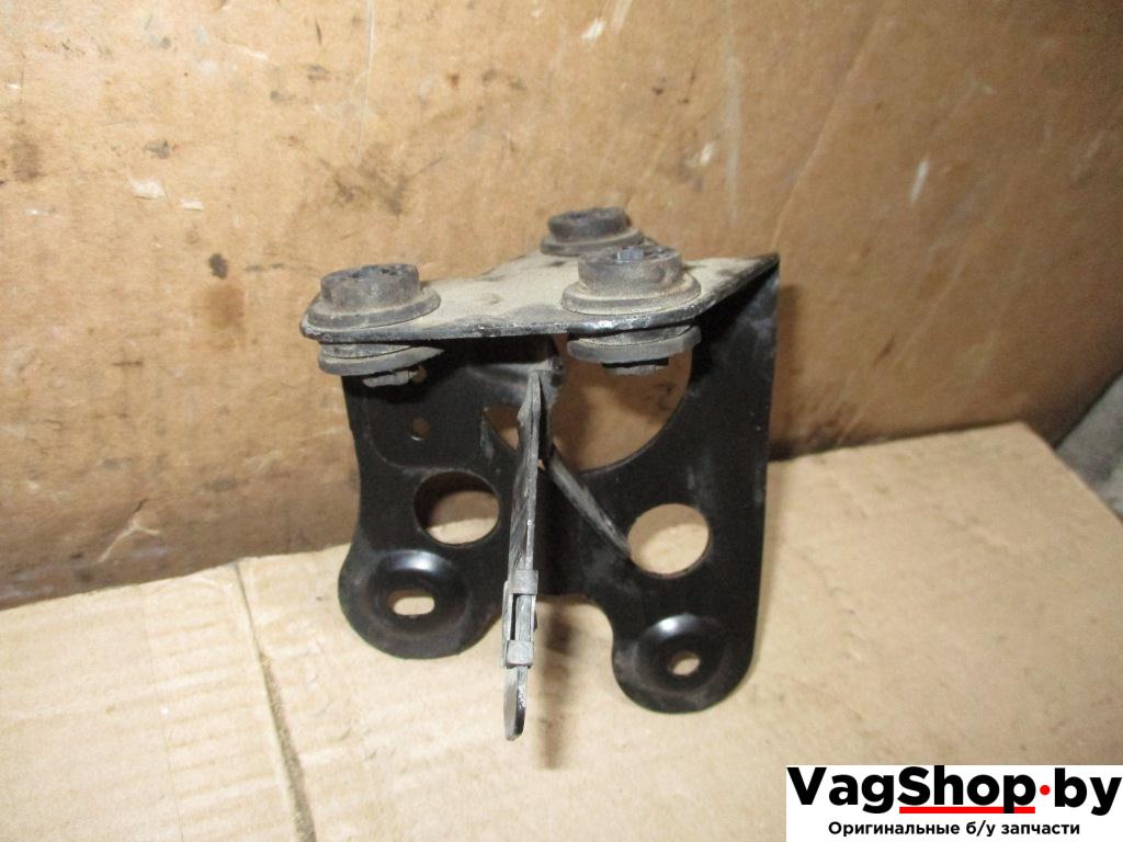 Крепление блока ABS Volkswagen Passat B6 2008, 2.0 л., TDi, BMP, дизель, МКПП, черный, универсал, полный привод, 3C1614235B - фото №1