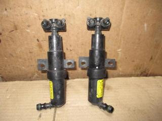 форсунка омывателя фары Volkswagen Passat B6 2008, 2.0 л., TDi, BMP, дизель, МКПП, черный, универсал, полный привод, 3C0955103A