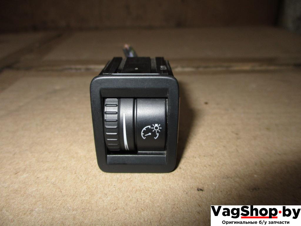 кнопка освещения панели приборов Volkswagen Passat B6 2008, 2.0 л., TDi, BMP, дизель, МКПП, черный, универсал, полный привод, 3C0941334A - фото №1