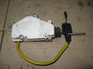 активатор замка крышки топливного бака Volkswagen Sharan 1 поколение [рестайлинг] 2003, 1.9 л., TDi, ASZ, дизель, МКПП, серебро, передний привод, 7M0959775C