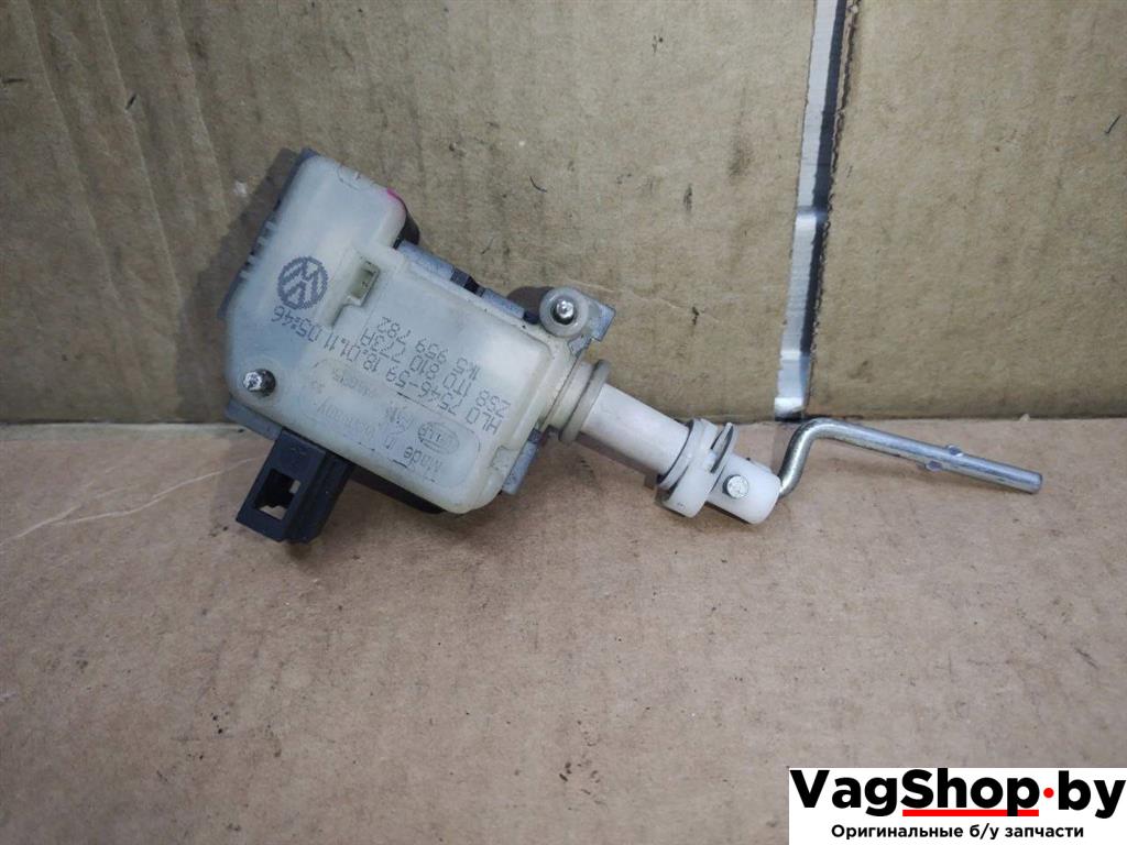 активатор замка крышки топливного бака Volkswagen Touran 2 2011, 2.0 л., TDi, CFJ, дизель, АКПП, черный, минивэн, передний привод, 1T0810773A - фото №1