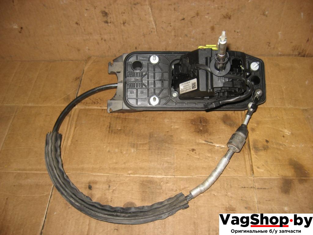 селектор АКПП Volkswagen Touran 2 2011, 2.0 л., TDi, CFJ, дизель, АКПП, черный, минивэн, передний привод, 1T1713025AF, 1T0713265P - фото №1