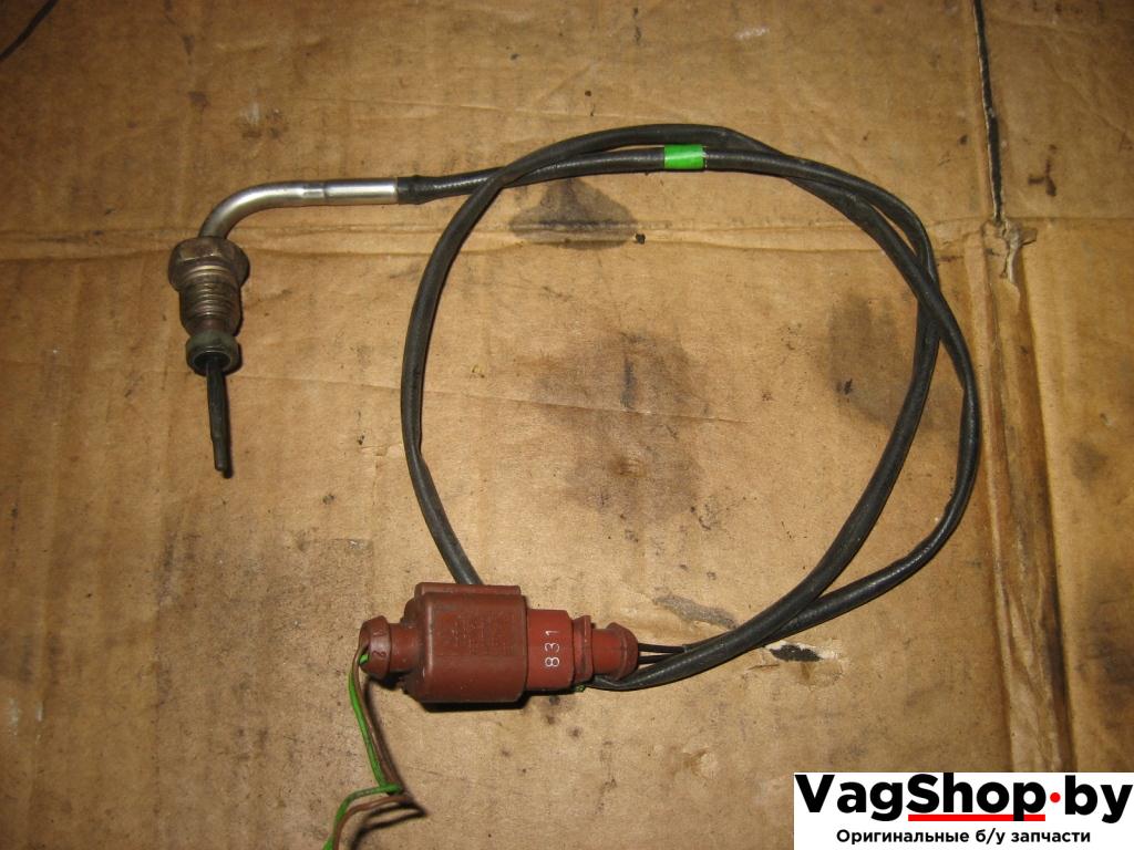 датчик давления (температуры) выхлопных газов Volkswagen Touran 2 2011, 2.0 л., TDi, CFJ, дизель, АКПП, черный, минивэн, передний привод, 03L906088DK - фото №1