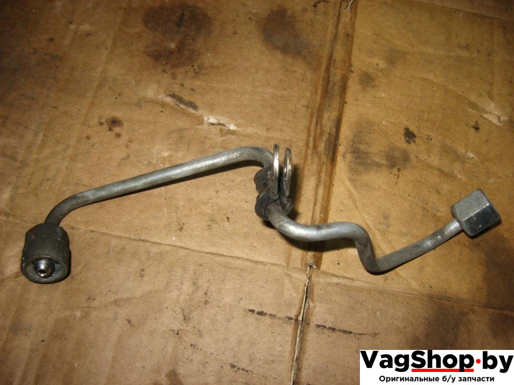 трубка топливная Volkswagen Touran 2 2011, 2.0 л., TDi, CFJ, дизель, АКПП, черный, минивэн, передний привод - фото №1