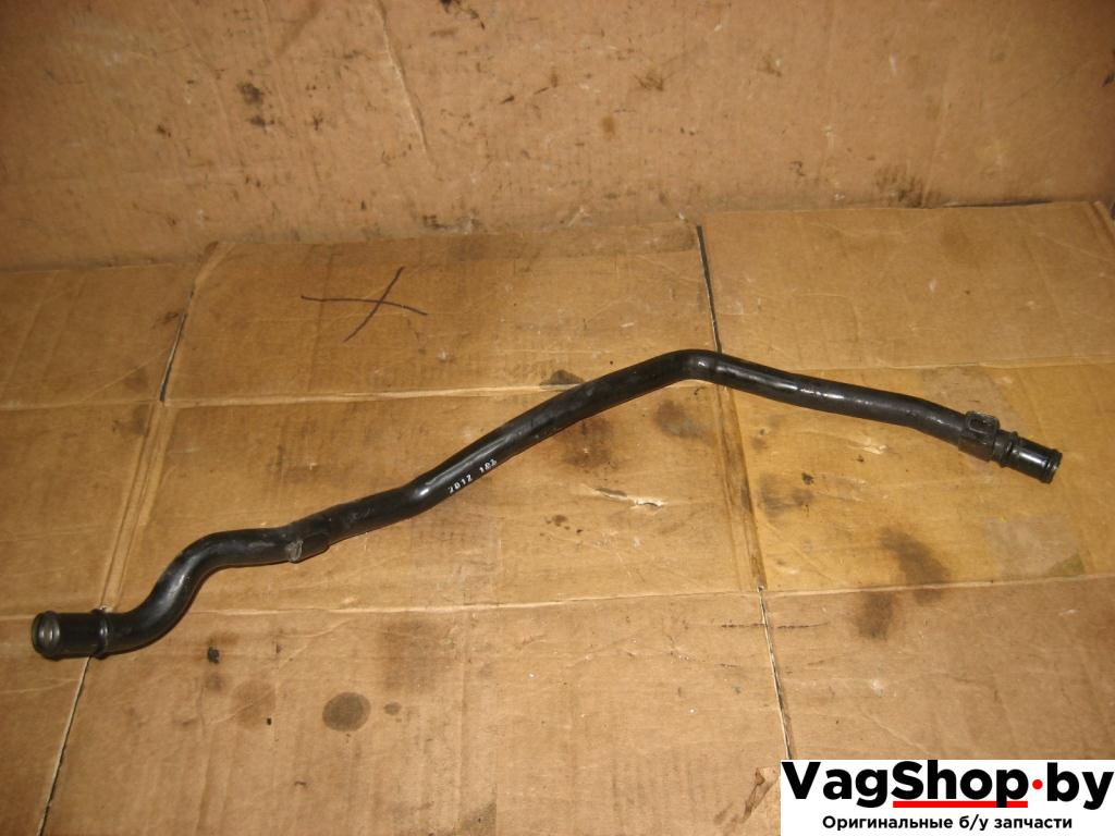 трубка охлаждающей жидкости Volkswagen Touran 2 2011, 2.0 л., TDi, CFJ, дизель, АКПП, черный, минивэн, передний привод, 1K0121070BR - фото №1