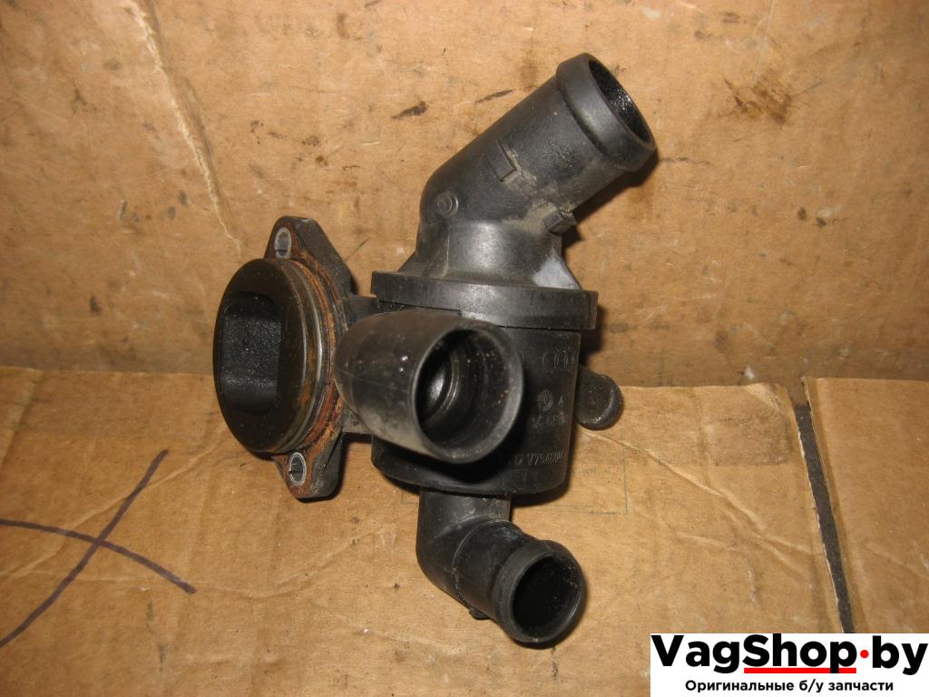 термостат Volkswagen Touran 2 2011, 2.0 л., TDi, CFJ, дизель, АКПП, черный, минивэн, передний привод, 03L121111AE - фото №1